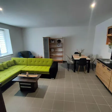 Moderny 3 Izbovy Centrum * Nove Zamky